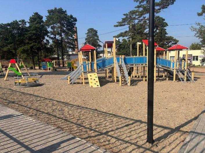 Сегодня в Сосновом Бору открыли новую детскую площадку